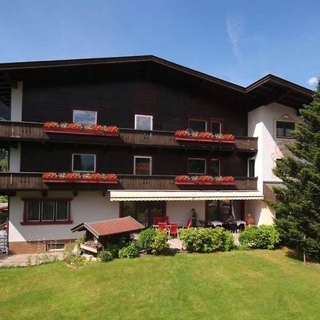 Hotel Garni Maximilian Цель-ам-Циллер Экстерьер фото